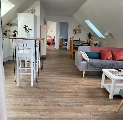 Cosy Sous Les Toits Lion-sur-Mer